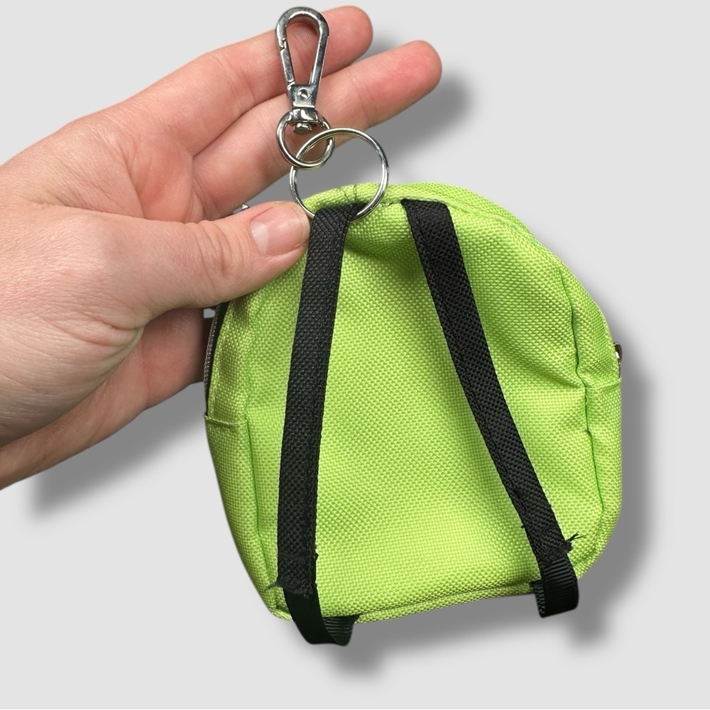 Buckle-Down Invader Zim Gir Crossbody And Mini Bag Keychain - Picture 5 of 16